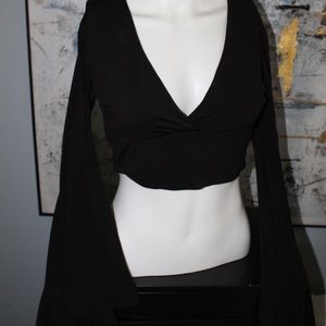 Black winged arm crop top